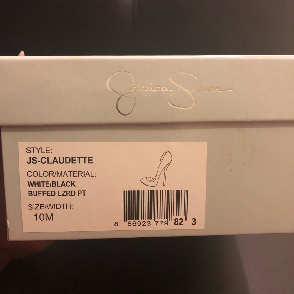 Jessica Simpson Claudette Half d’Orsay Pumps - Picture 8 of 8